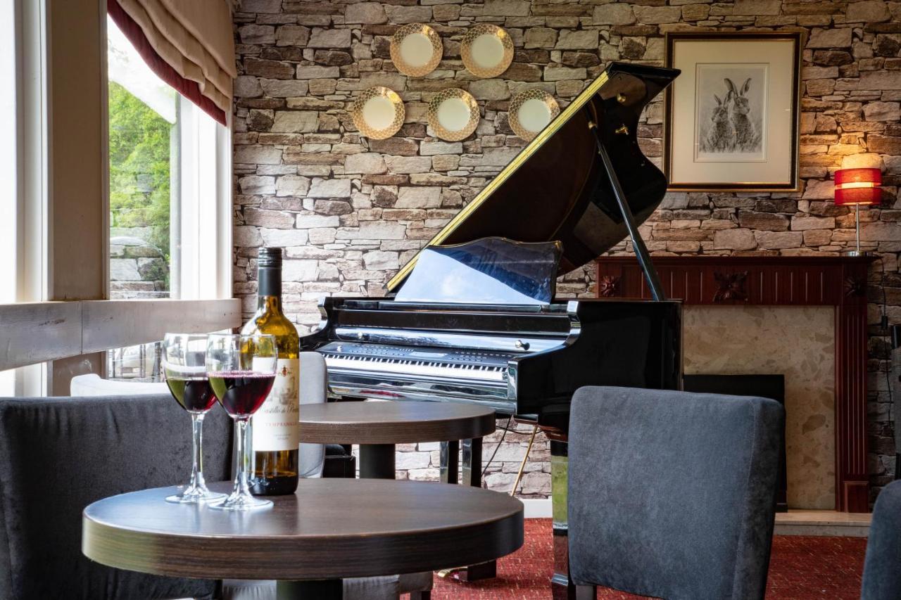 The Caledonian Claymore Hotel Arrochar Eksteriør billede